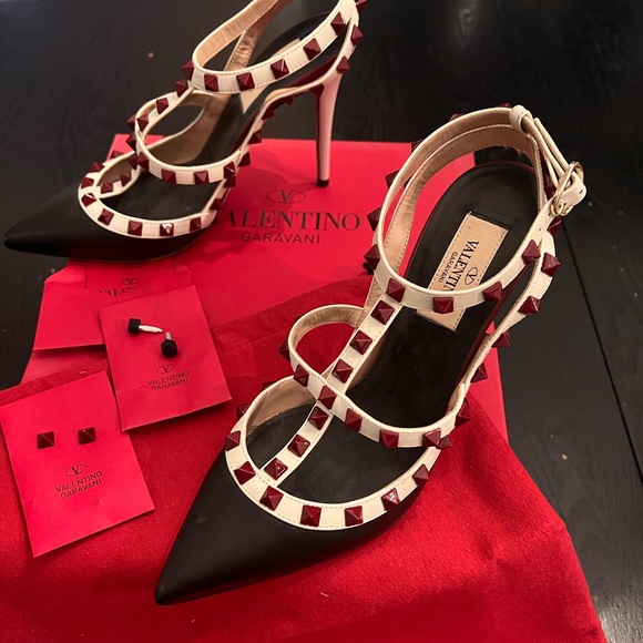 Valentino Black and Red Heels - Picture 1 of 15